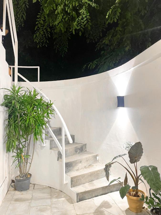 Moodhu Surf House Hotel Himmafushi Ngoại thất bức ảnh