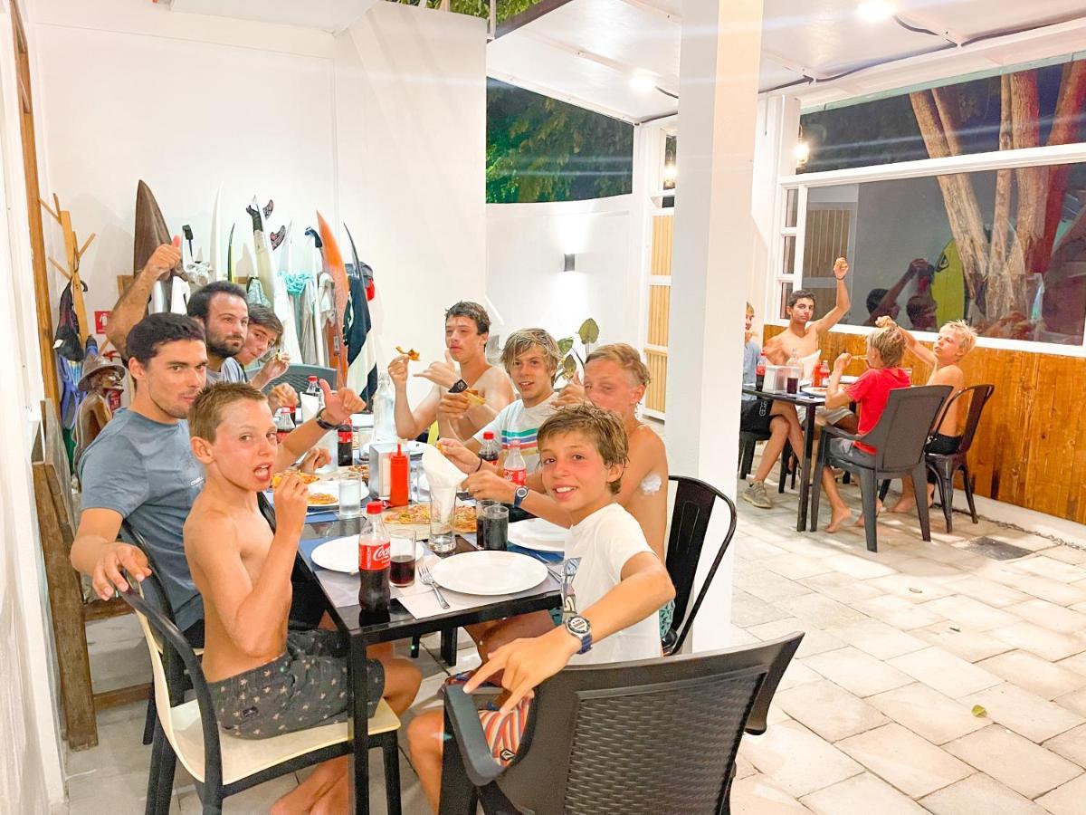 Moodhu Surf House Hotel Himmafushi Ngoại thất bức ảnh