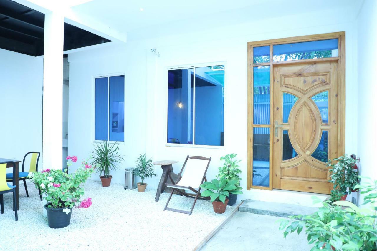 Moodhu Surf House Hotel Himmafushi Ngoại thất bức ảnh