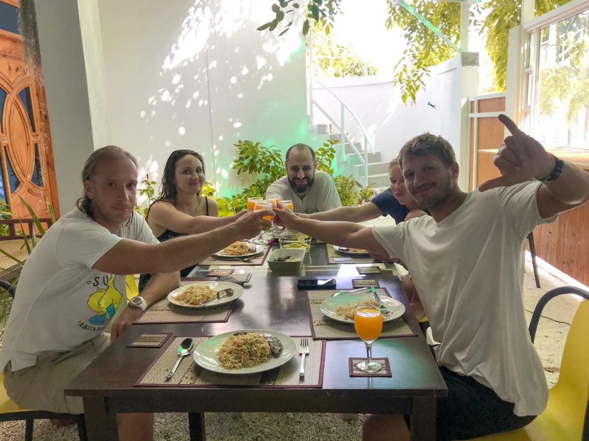 Moodhu Surf House Hotel Himmafushi Ngoại thất bức ảnh